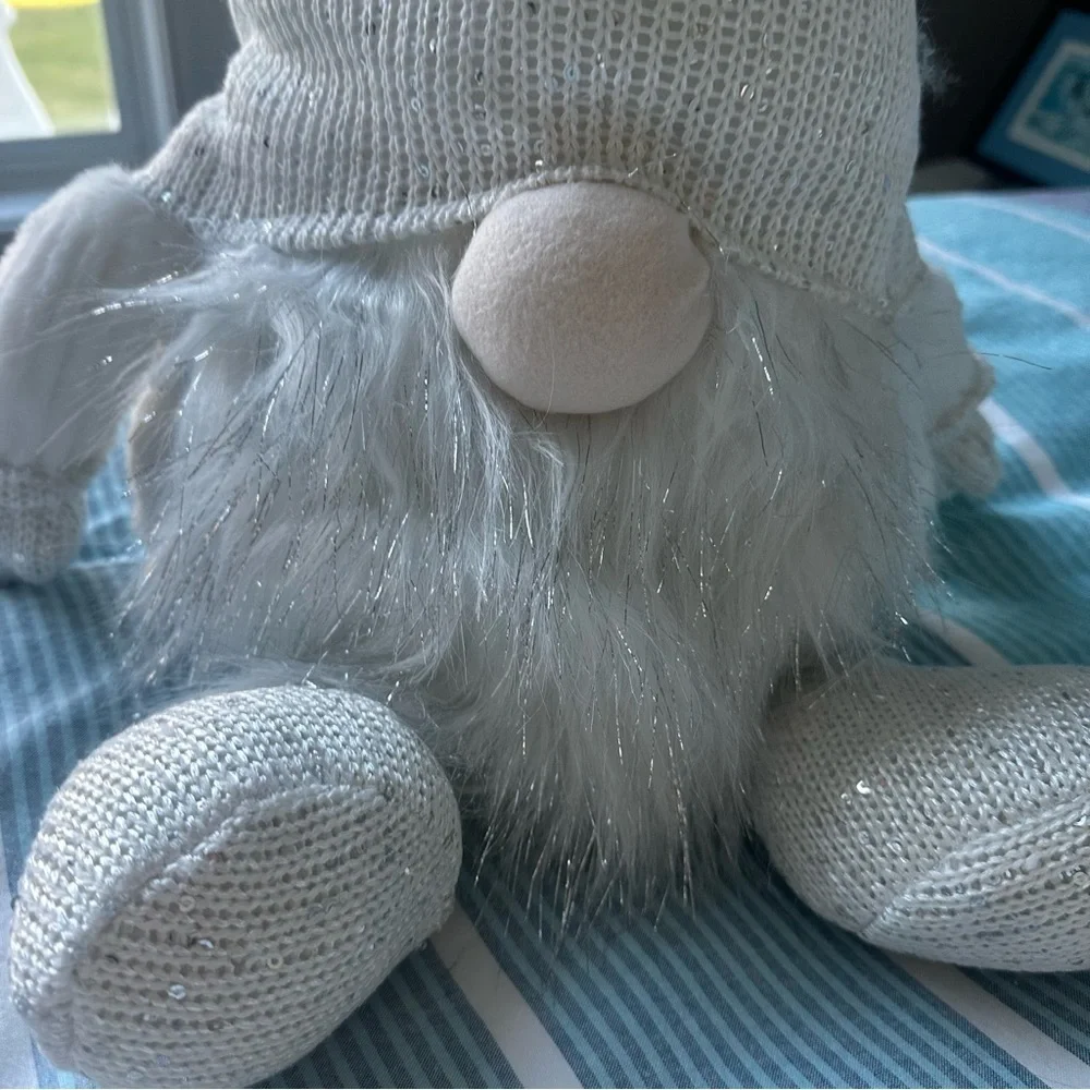 NWT Gorgeous White Gnome